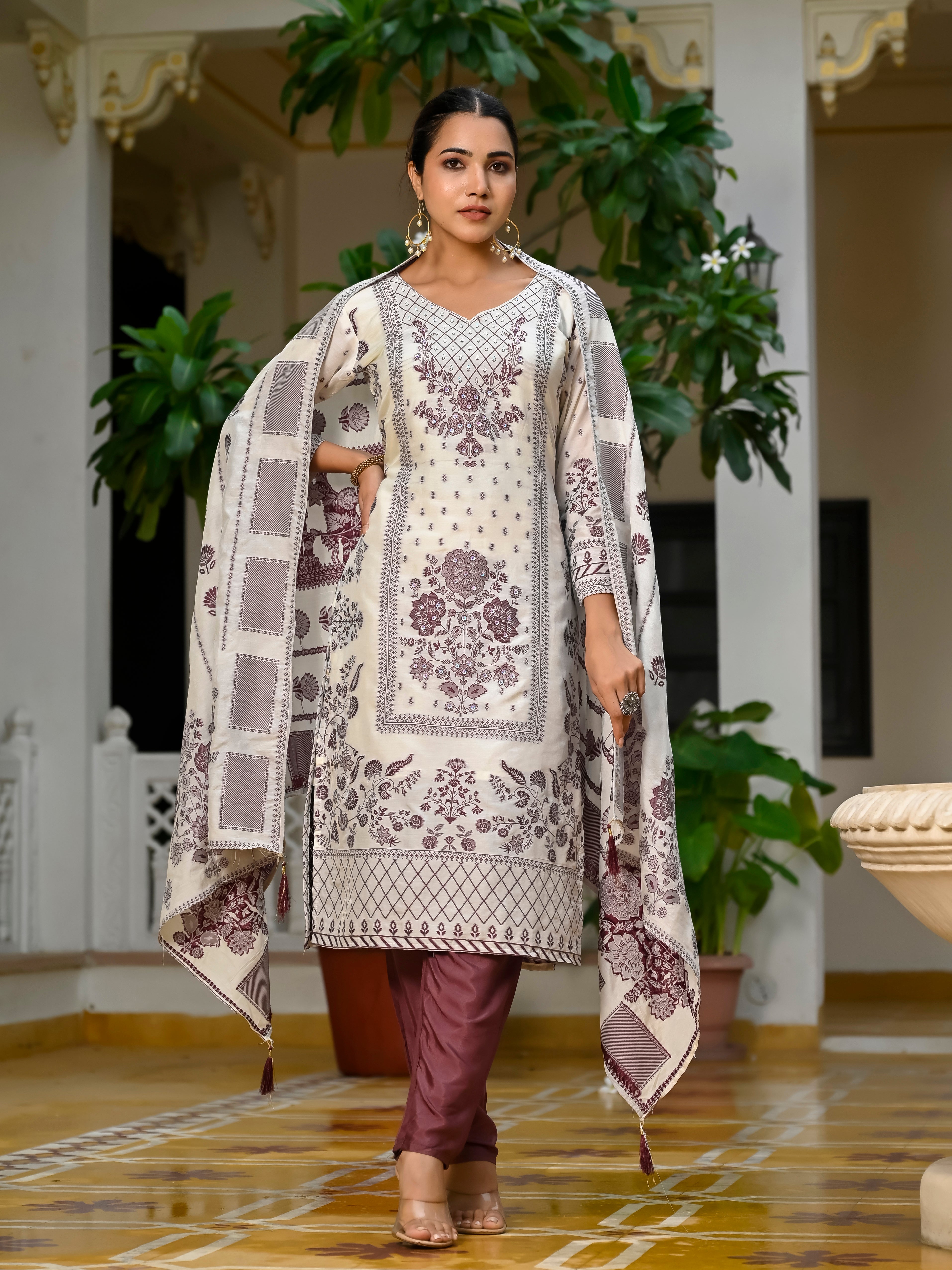 Top Fabric- Viscose Muslin Jequred With Handwork Bottom- Viscose Santton Duptta- Viscose Muslin Jequred Duptta Inner- Cotton